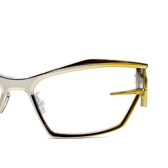 New! GIVENCHY Sunglasses GV40066U 39C, Authentic - Picture 5 of 12